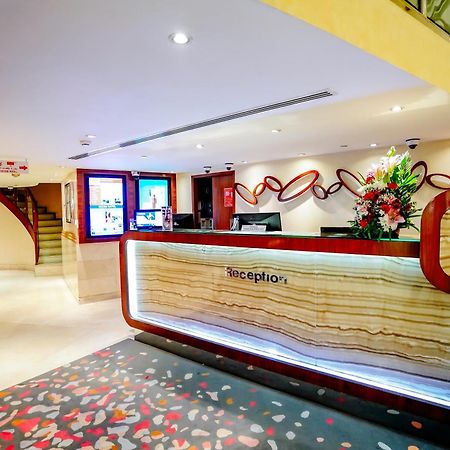 Howard Johnson By Wyndham Abu Dhabi Downtown Экстерьер фото