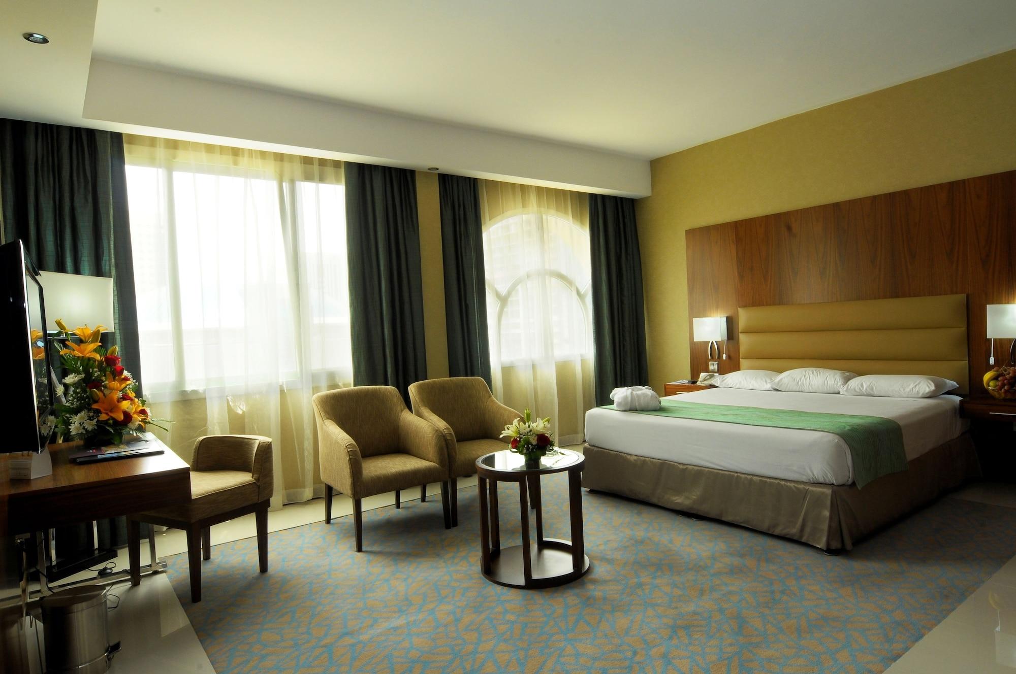 Howard Johnson By Wyndham Abu Dhabi Downtown Экстерьер фото