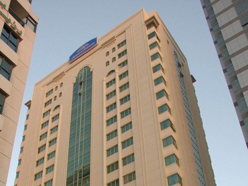 Howard Johnson By Wyndham Abu Dhabi Downtown Экстерьер фото